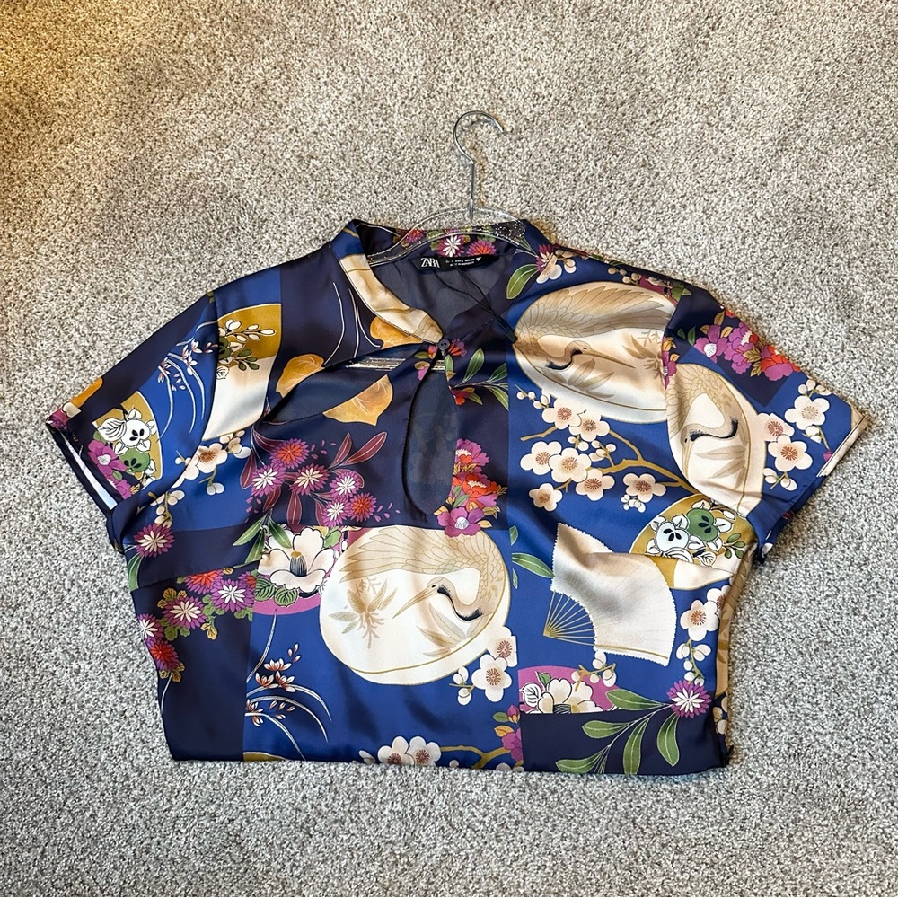 ZARA women’s top size L